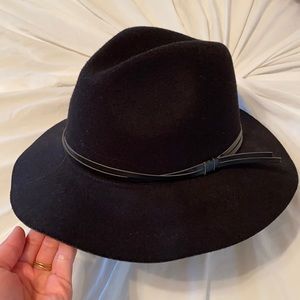 Black fedora
